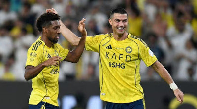 ক্লাব ফুটবলে ৮০০ গোলের চূড়ায় রোনালদো, আল নাসরের পাঁচে পাঁচ