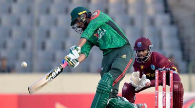 সুপার ওভারে রিশাদকে না দেখে বিস্মিত আকিল