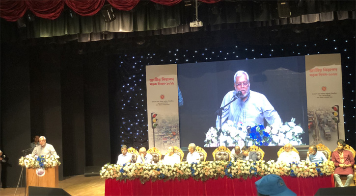 ড্রাইভিং লাইসেন্স পেতে লাগবে ৬০ ঘণ্টা প্রশিক্ষণ: উপদেষ্টা