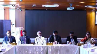 পুঁজিবাজারে গুজব ছড়াতে দেওয়া যাবে না: আনিসুজ্জামান চৌধুরী