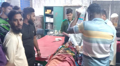 দ্বিতীয় বিয়ের প্রতিবাদ করায় স্ত্রীর হাতের কব্জি কেটে দিয়েছেন স্বামী